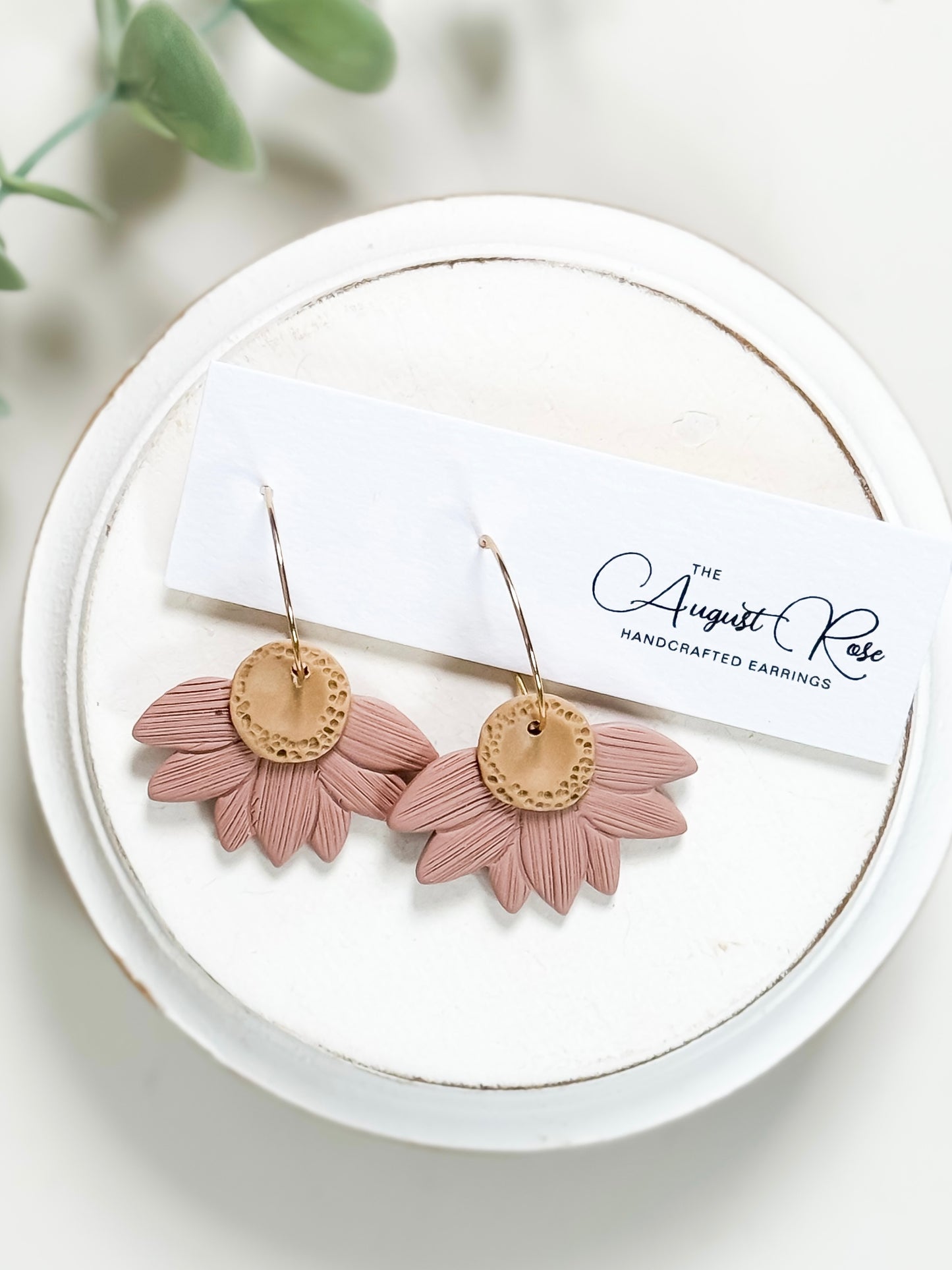 Flower hoop (gold)