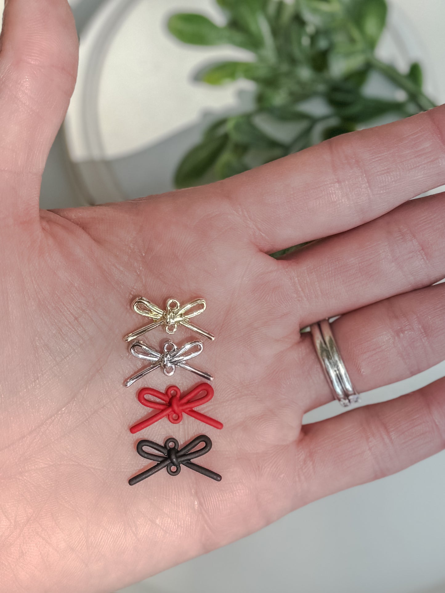 Sports-(ALL SPORTS) Bow Dangles